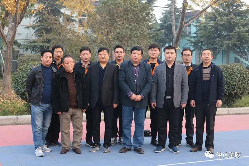 熱烈歡迎河南省塑料協(xié)會段同生會長一行蒞臨仲達塑膠考察指導工作！